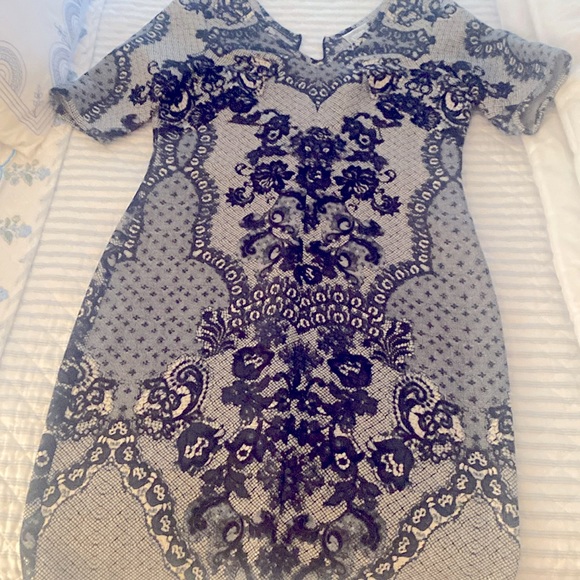 Beautiful patterned Yoanna Baraschi dress - Picture 1 of 1